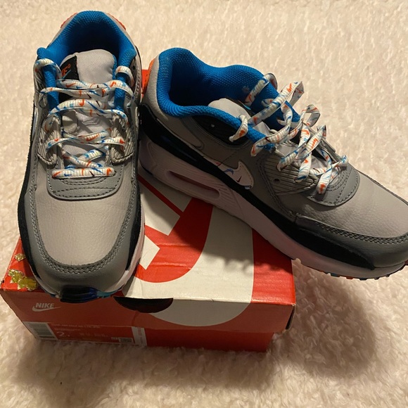 Nike Air Max 90LTR- boys size 2 - Picture 7 of 8